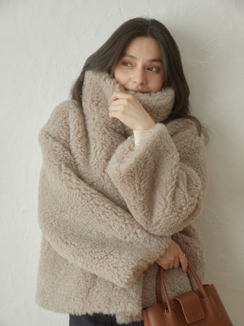ACYM（アシーム）の「Volume collor boa ジャケット（ダウンジャケット/コート）」 - WEAR